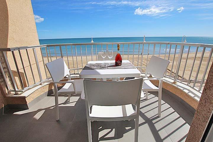 Apartament Apartamento Primera Linea Playa Centro De Guardamar Guardamar del Segura Zewnętrze zdjęcie